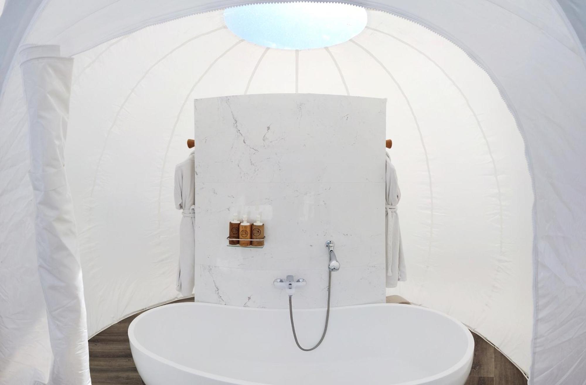Green Land Bubble Glamping By Mint Кабарете Номер фото